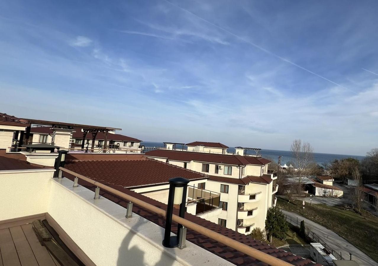 Long Beach Resort Shkorpilovtsi Buitenkant foto